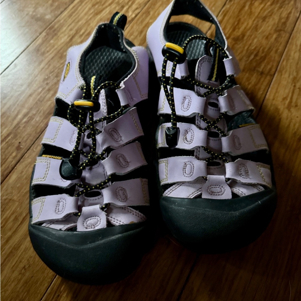 Keen Lavender and Black Adventure Sandals